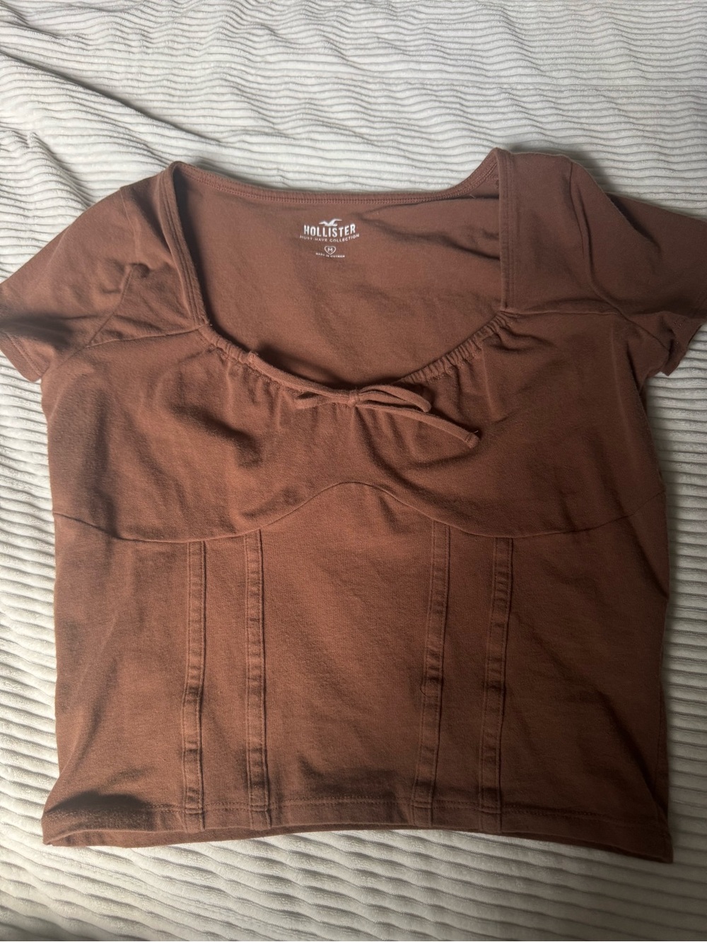 Hollister Brown Scoop Neck Short Sleeve Tee with Front Tie